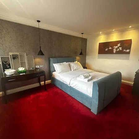 Luxury 3 Bedrooms Kensington Hs